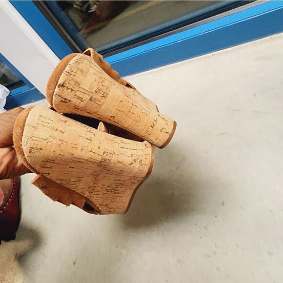 UGG WEDGE  - Picture 8 of 13